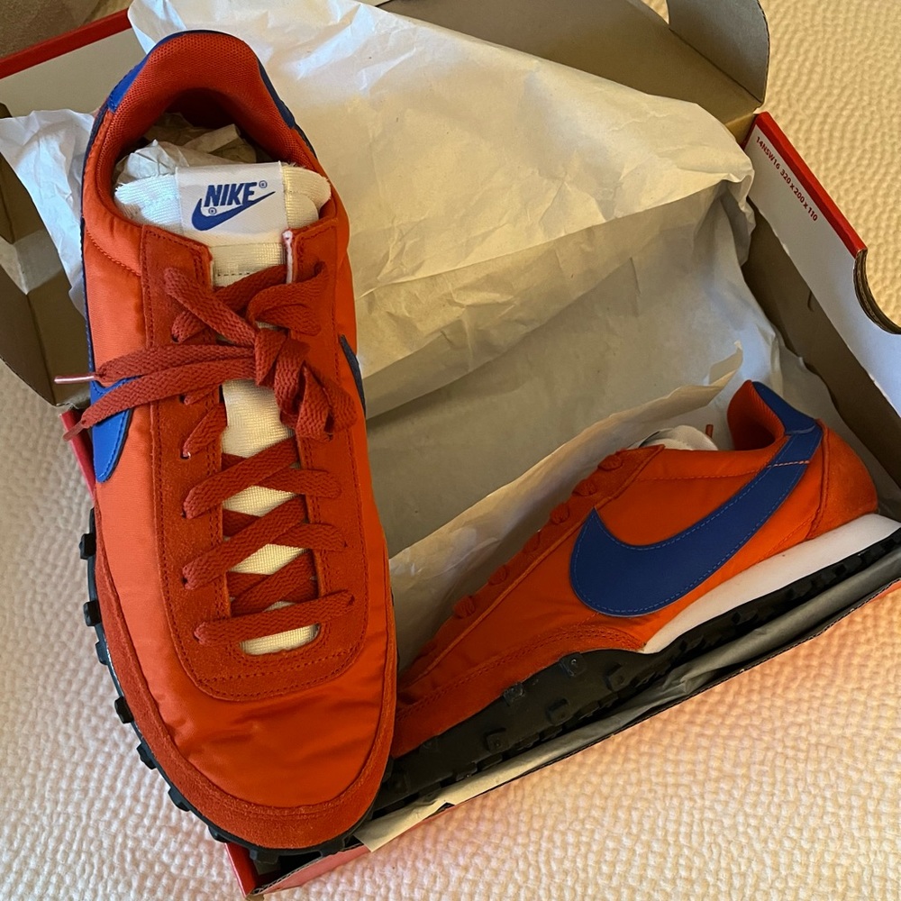 Brand new Nike Waffle Racers